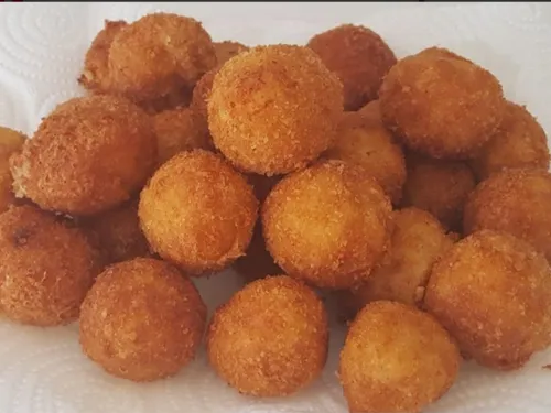 Bolitas de Cheddar