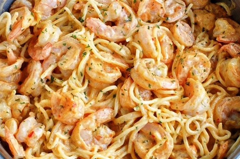Pasta con Camarones